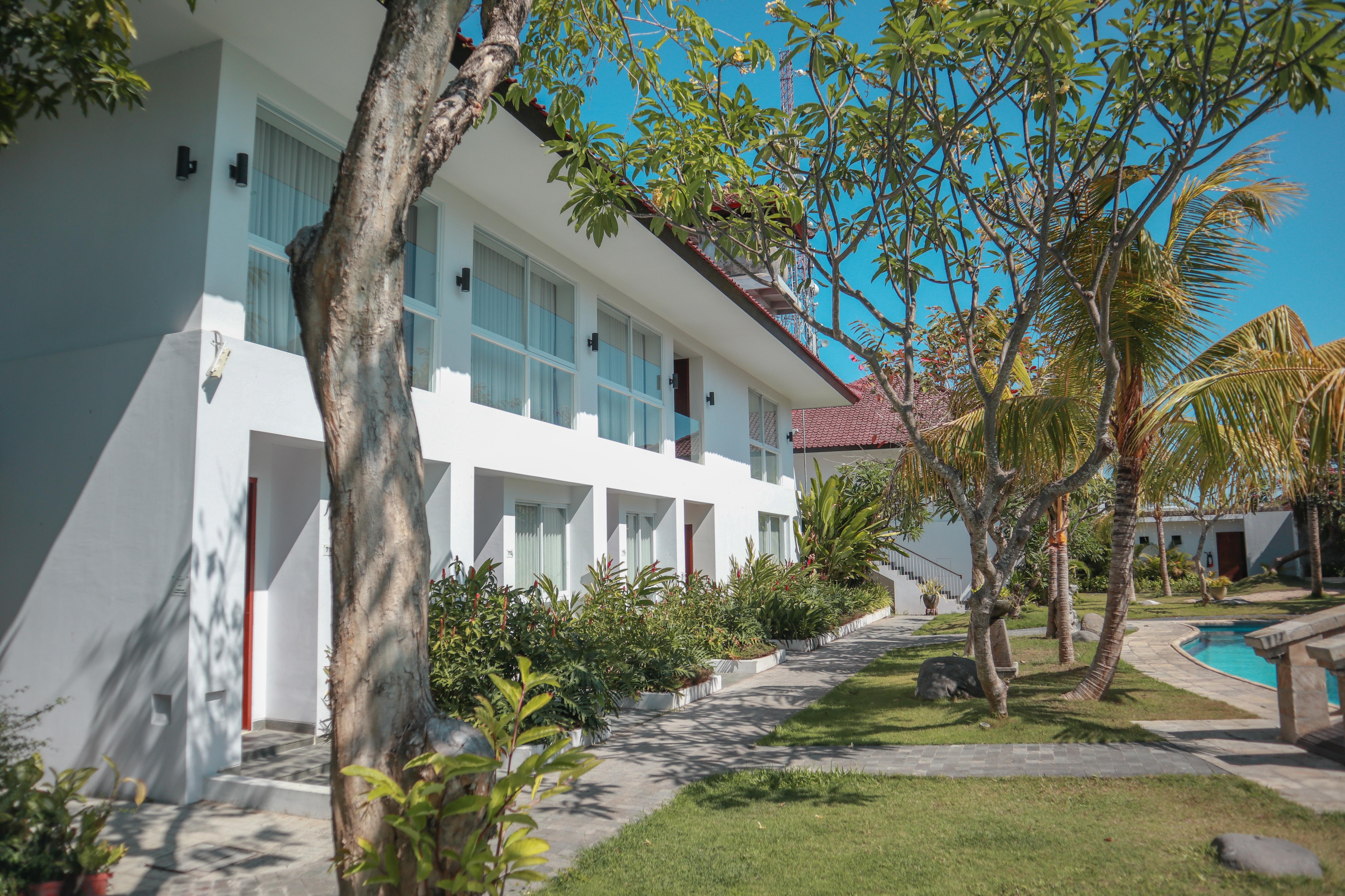 The Cakra Hotel Denpasar  Exterior photo